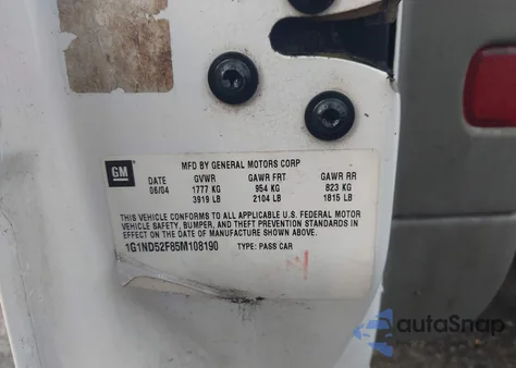 2005 Chevrolet Classic z USA, uszkodzony, nr VIN 1G1ND52F85M108190